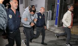 MERSİN POLİSİ GENÇ KIZA CİSİM FIRLATAN ŞAHISLARI YAKALADI