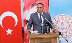 “HEPİNİZ BİRER TÜRK BAYRAĞISINIZ”