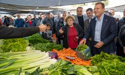 BAŞKAN SEÇER MEZİTLİ’DE ESNAF VE VATANDAŞLA BULUŞTU