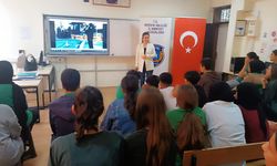Mersin Emniyeti Okullarda Bilgilendirme Yaptı