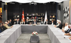 Bakan Tekin, Çevrim İçi Bir Toplantı Gerçekleştirdi