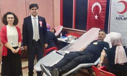 ÖZDEMİRCİ, KIZILAY KAN BAĞIŞI ETKİNLİĞİNE KATILDI