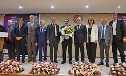 Mersin Kenti Edebiyat Ödülü Ahmet Ümit’in