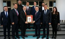 Uysal Ve Beraberindeki Heyetten, Tarım Ve Orman Bakanına Ziyaret