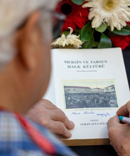 Büyükşehir Standında Yazarlar ve Okurlar Buluştu
