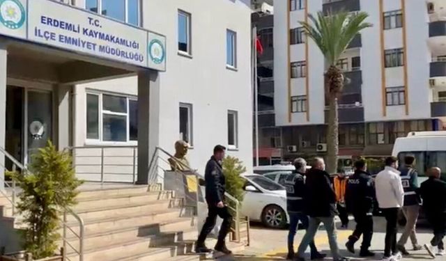 Mersin'de Şantajla Para İsteyen Şüpheliler Yakalandı