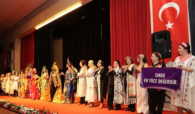 Toroslar'da 8 Mart Coşkuyla Kutlandı