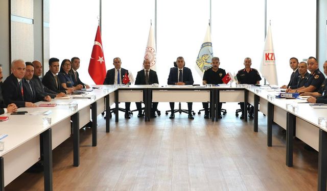 Çukurova Havalimanında Değerlendirme Toplantısı Gerçekleştirildi.