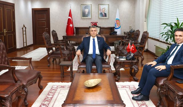 Mersin Valisi Toros, KKTC Mersin Başkonsolosu ile Görüştü