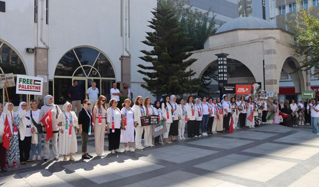 Ak Partili Kadınlar Gazze'deki Zulme Sessiz Kalmadı