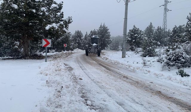 Yazın Köz Üstünde Kışın Buz Üstünde Çalışmalar Devam Ediyor