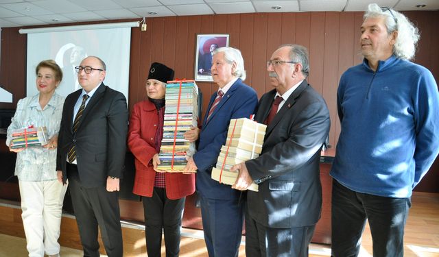 3 Ocak Şiir Yarışması Ödülleri Verildi