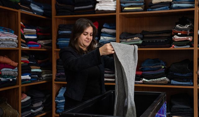 İhtiyaç Sahiplerine Ücretsiz Kıyafet Desteği