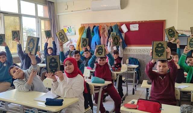 Ders Seçimi Manevi Hediyeyle Buluştu