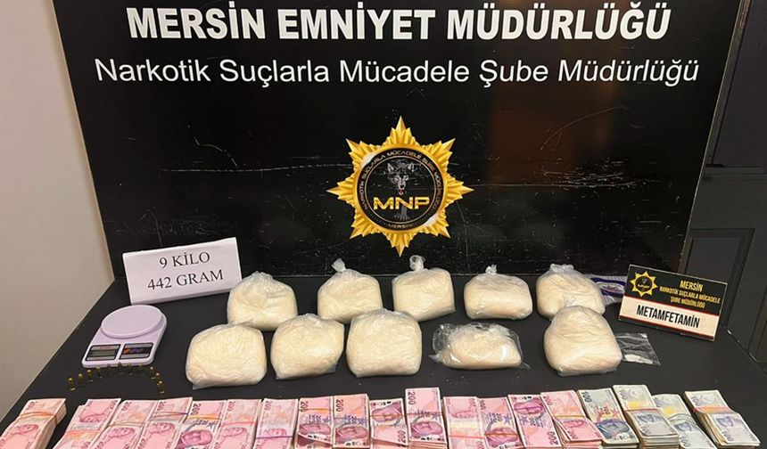 Metamfetamin İle Birlikte Nakit Para Ele Geçirildi