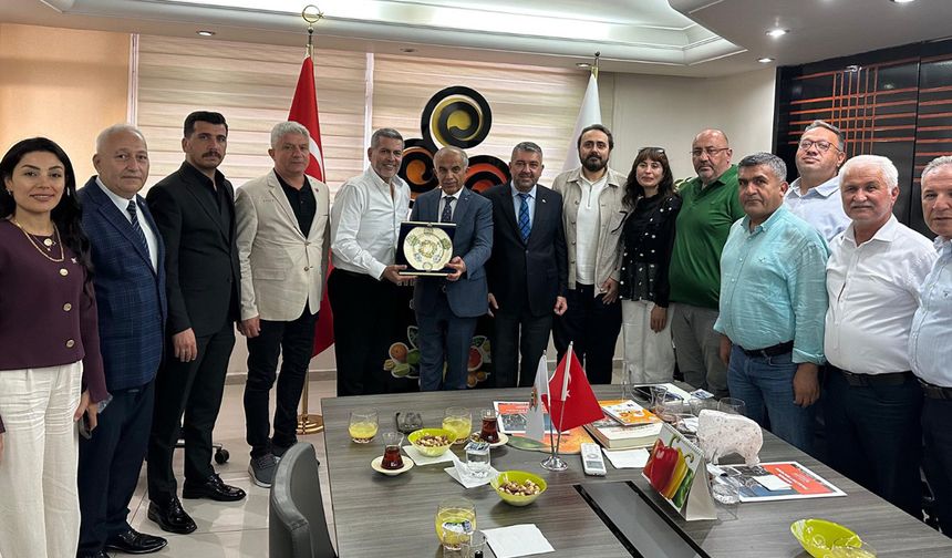 Uysal, Mezitli Ve Yenişehir’de Ziyaretlerde Bulundu