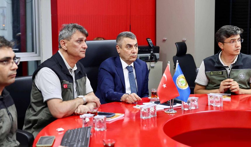 Vali Toros Yangın Yönetim Merkezi’nde İncelemelerde Bulundu