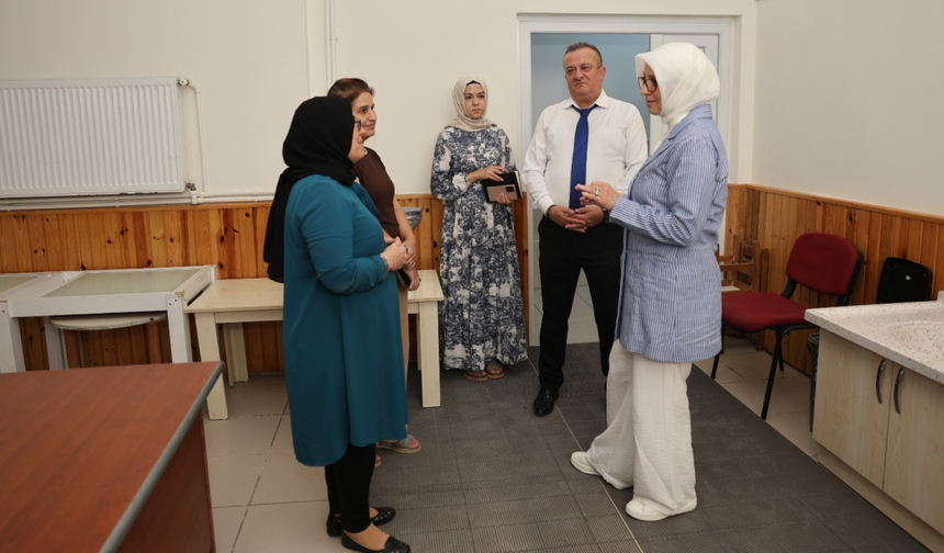 Durmuş Okulları Denetledi
