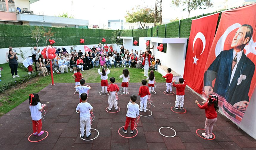 Miniklerin Gösterileri Ebeveynleri Gururlandırdı