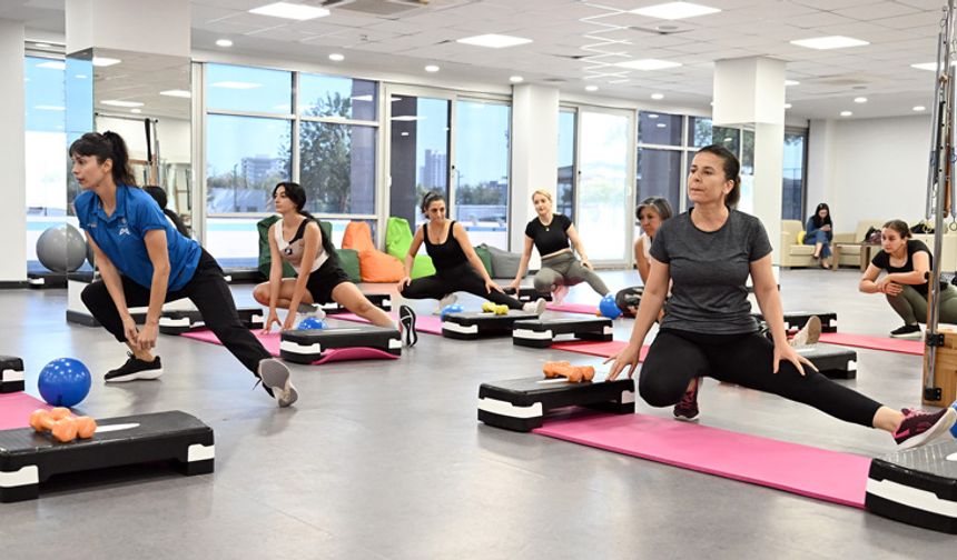 Mersin Büyükşehir’den Kadınlara Ücretsiz Pilates Desteği