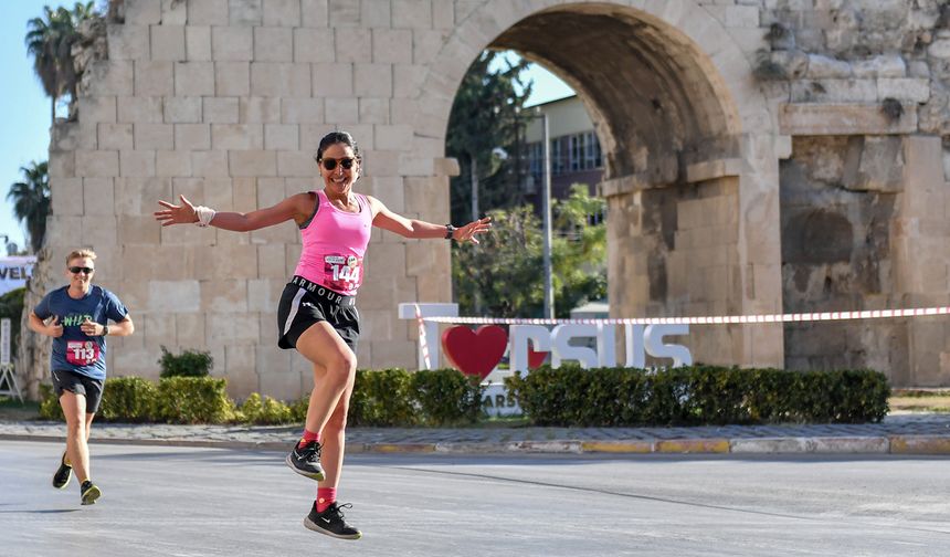 ‘Uluslararası Tarsus Yarı Maratonu’ Heyecanı Mersin’i Sardı