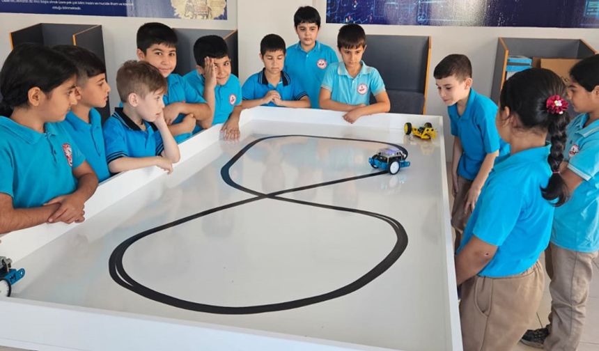 Geleceğin Bilim İnsanları, Akdeniz Belediyesi’nin Yaparak Yaşayarak Öğrenme Merkezi’nde