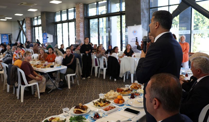 Akdeniz Belediyesi Kültür Sanat Evleri Kursiyerleri Kahvaltıda Buluştu