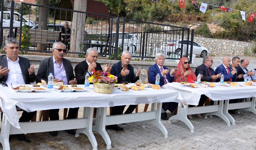 Çandır Mahallesinde 10 Kasım Atatürk’ü Dualarla Andılar