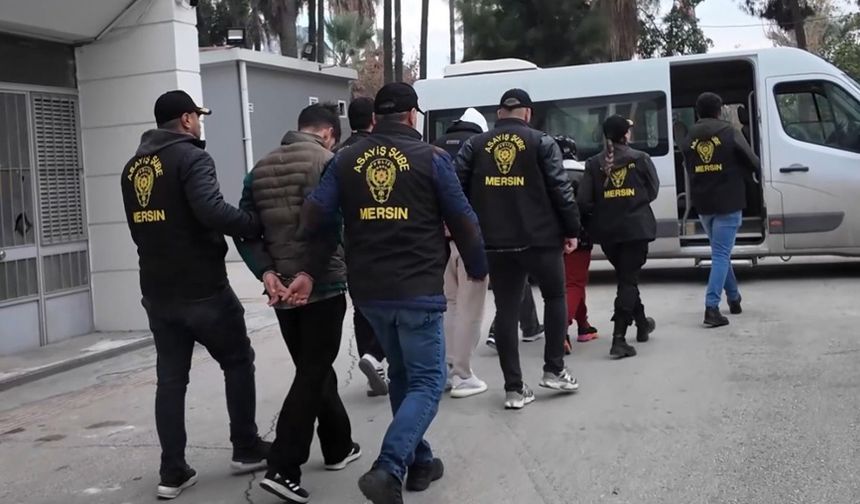 MERSİN POLİSİNDEN SUÇ YAPILANMASINA BÜYÜK DARBE: 4 ŞÜPHELİ YAKALANDI