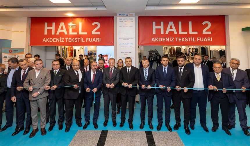 Başkan Seçer, ‘Akdeniz Uluslararası Tekstil Fuarı’nın Açılış Törenine Katıldı