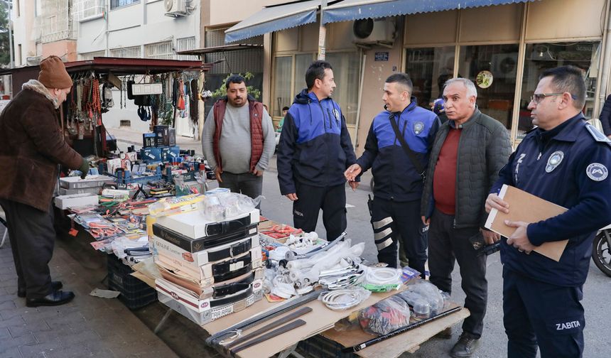 Büyükşehir Zabıta Ekipleri Kaldırım İşgaline Geçit Vermiyor