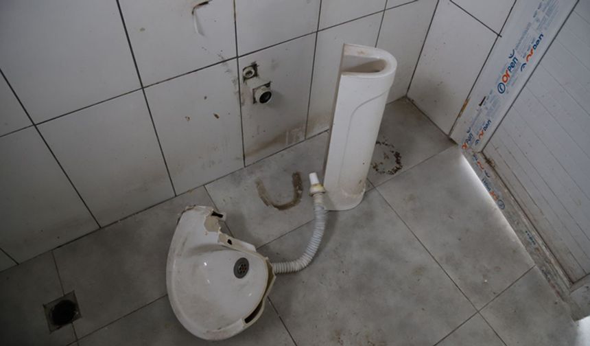 Vatandaşların Sıkça Kullandığı Parka Ağır Tahribat