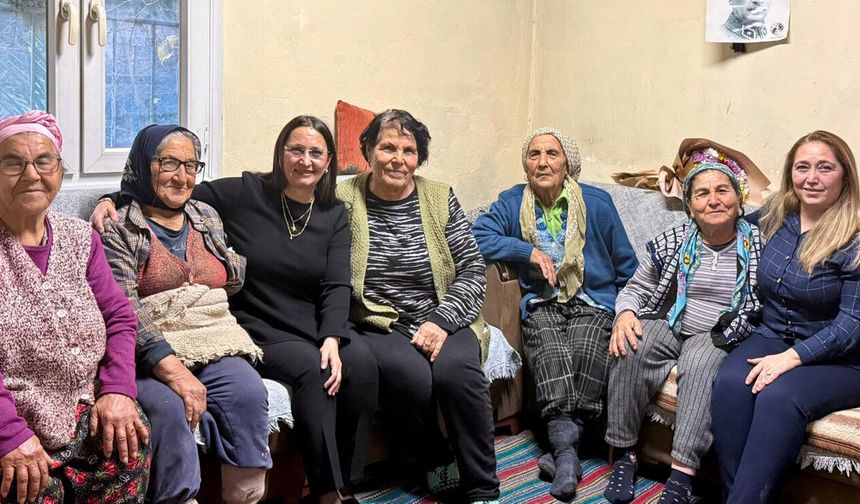 Mersin Valisi Atilla Toros'un Eşi Dudu İrem Toros Hanımefendi, Akdeniz İlçesinde Ziyarette Bulund