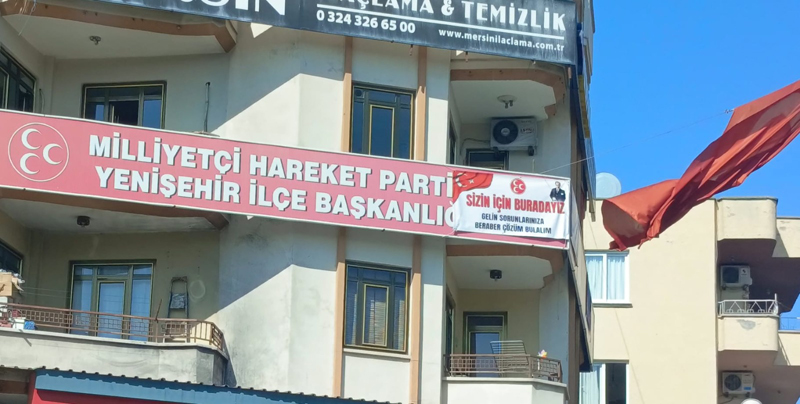 MHP’den Pankartlı Davet