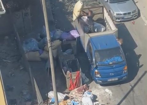 Akdeniz’de Çevreyi Kirleten Şahıslar, Duyarlı Bir Vatandaşların Cep Telefonu Kamerasına Yakalandı