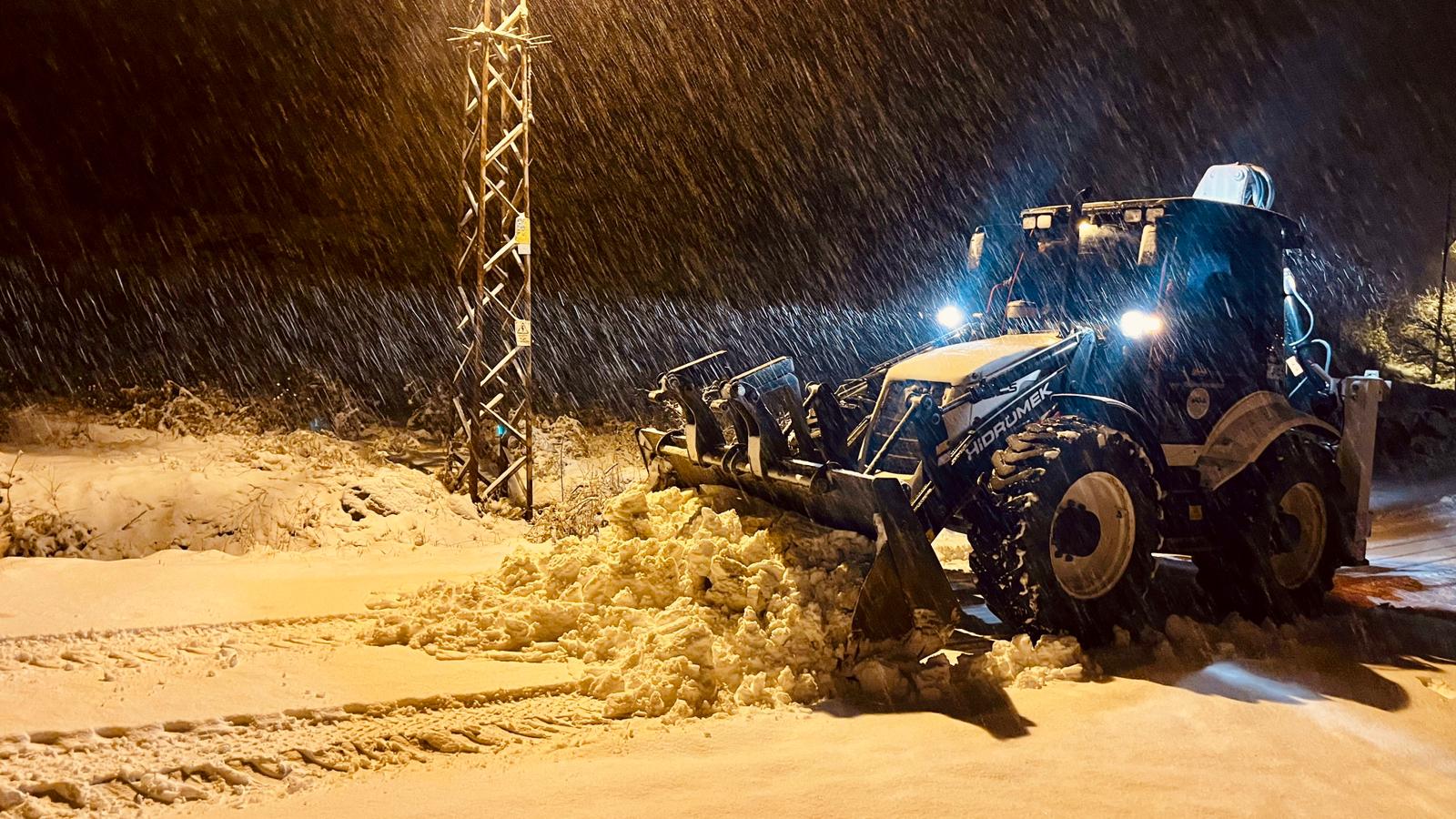 Başkan Yıldız: “Ekiplerimiz 7/24 Sahada”