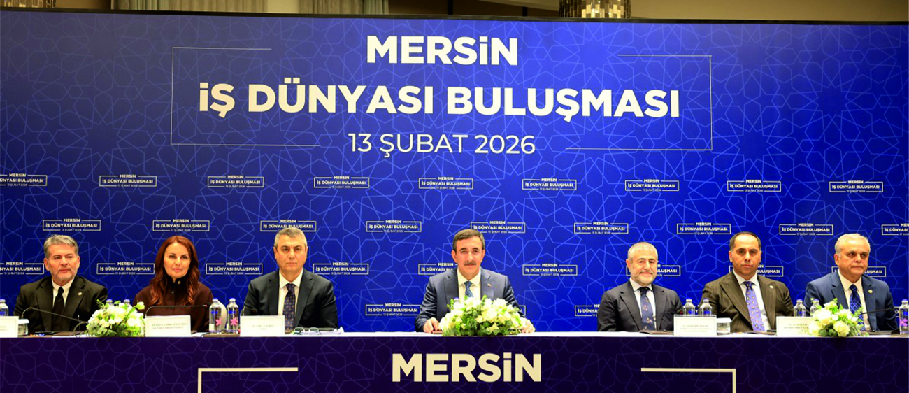 Cumhurbaşkanı Yardımcısı Cevdet Yılmaz Mersin'deydi