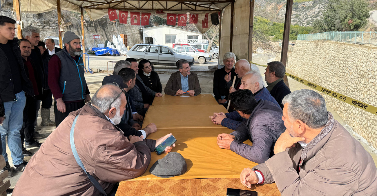 MHP Mersin Milletvekili Dr. Levent Uysal’dan Mezitli Ve Erdemli’de Sel Ziyareti