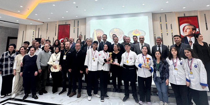 Genç Şefler Akdeniz Bölge Finalinde Madalyalarla Döndü